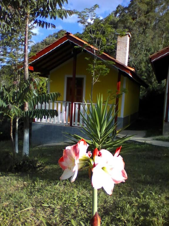 Chales Canto Dos Passaros Monte Verde  Eksteriør billede